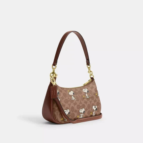 Peanuts Teri Snoopy Shoulder Bag