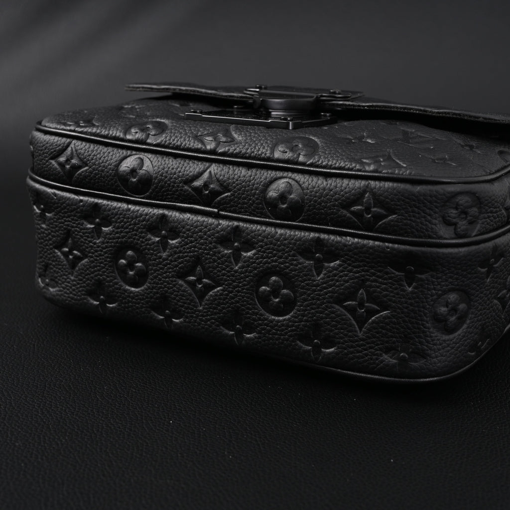 Louis Vuitton Capucines BB Top Handle Bag – Black Taurillon Leather