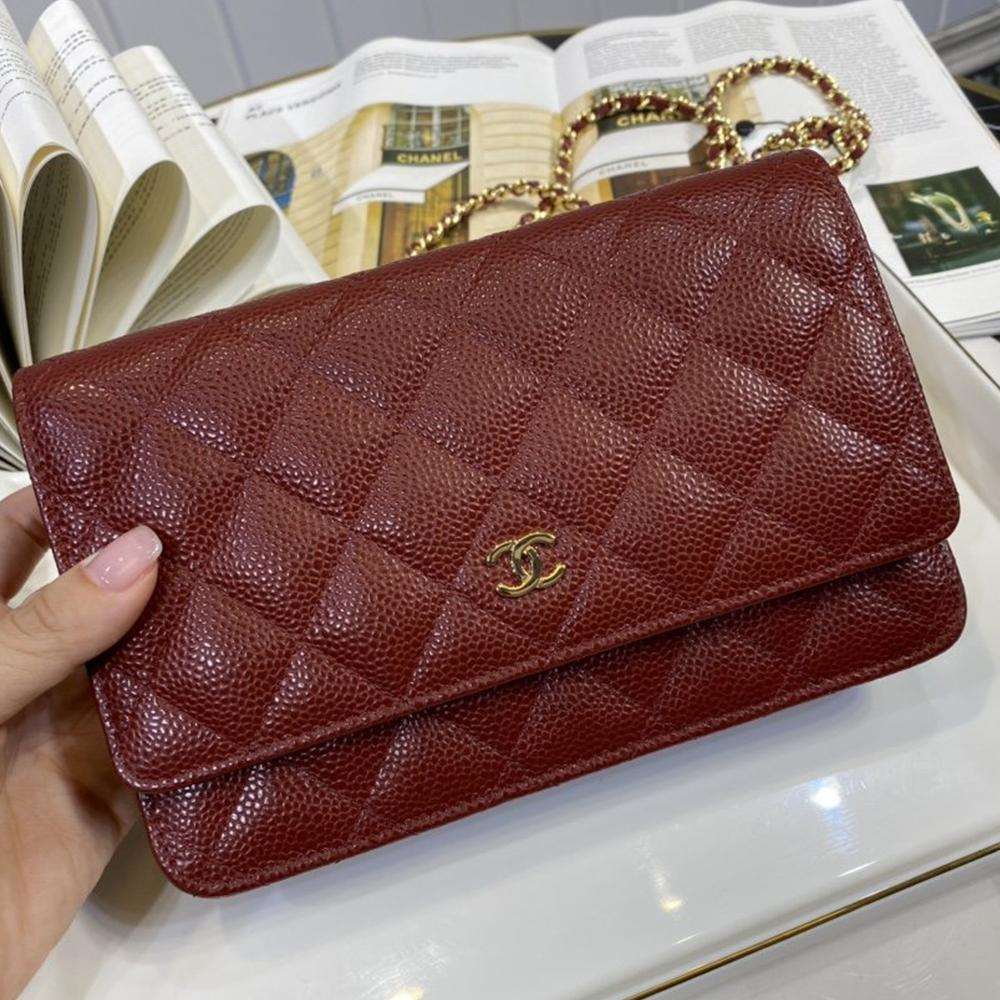 Chanel Classic Wallet on chain Burgundy caviar